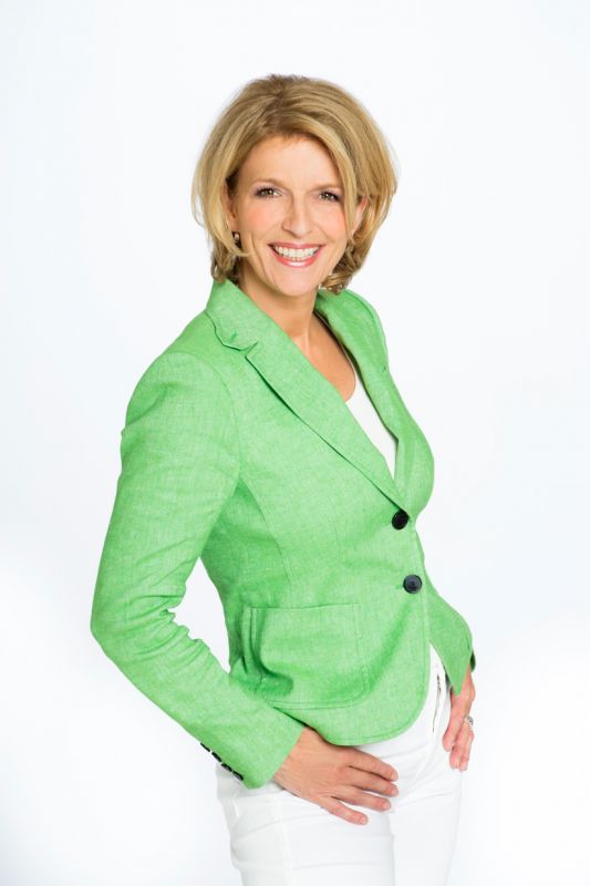Susanne Holst