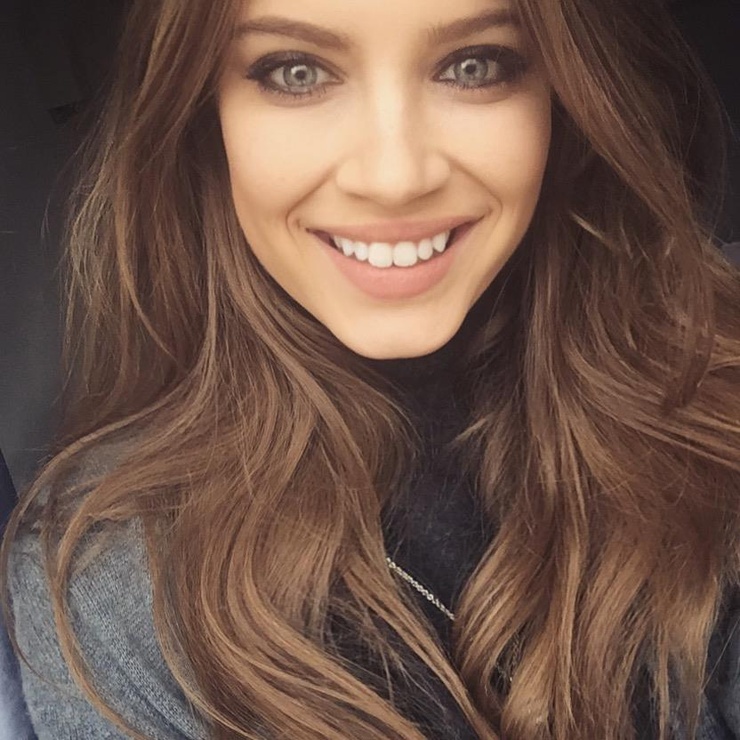 Xenia Tchoumitcheva Xenia Tchoumitcheva