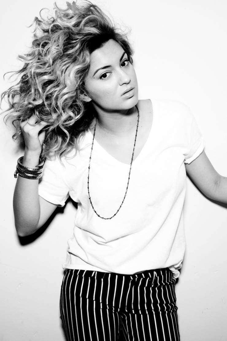 Tori Kelly