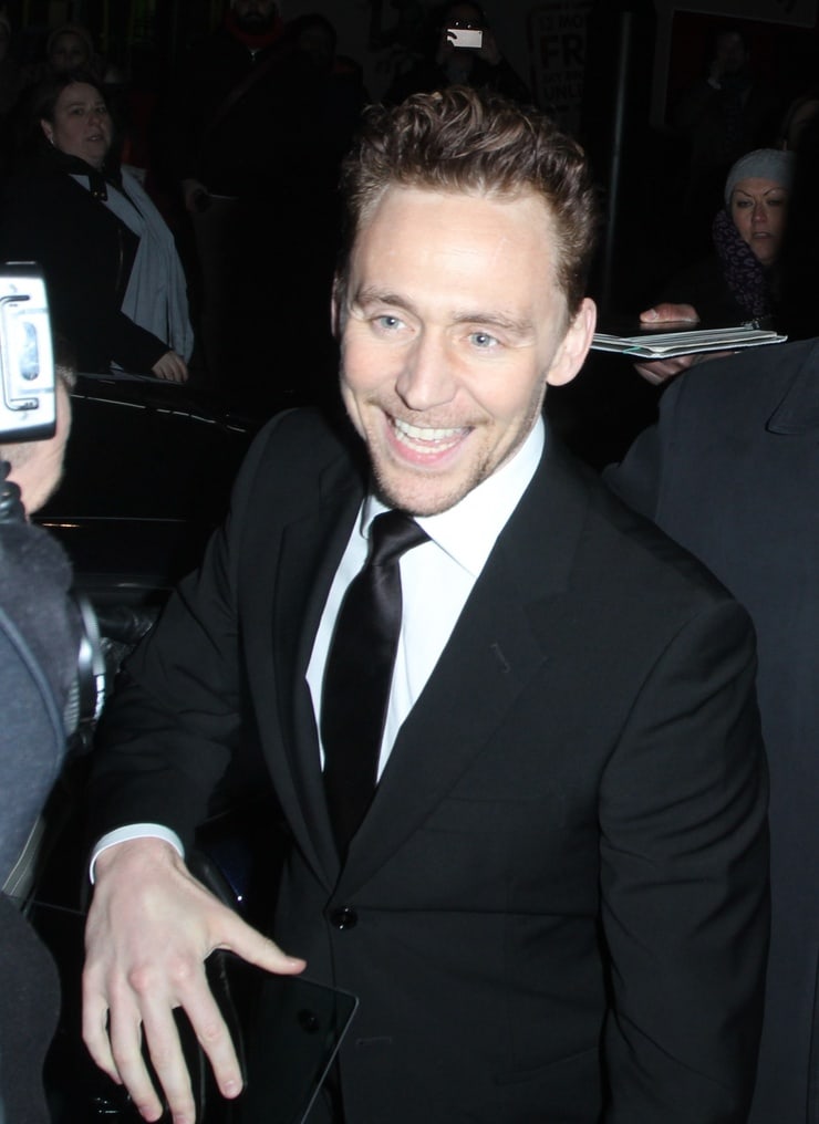 Picture Of Tom Hiddleston 9596