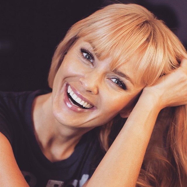 Izabella Scorupco Izabella Scorupco