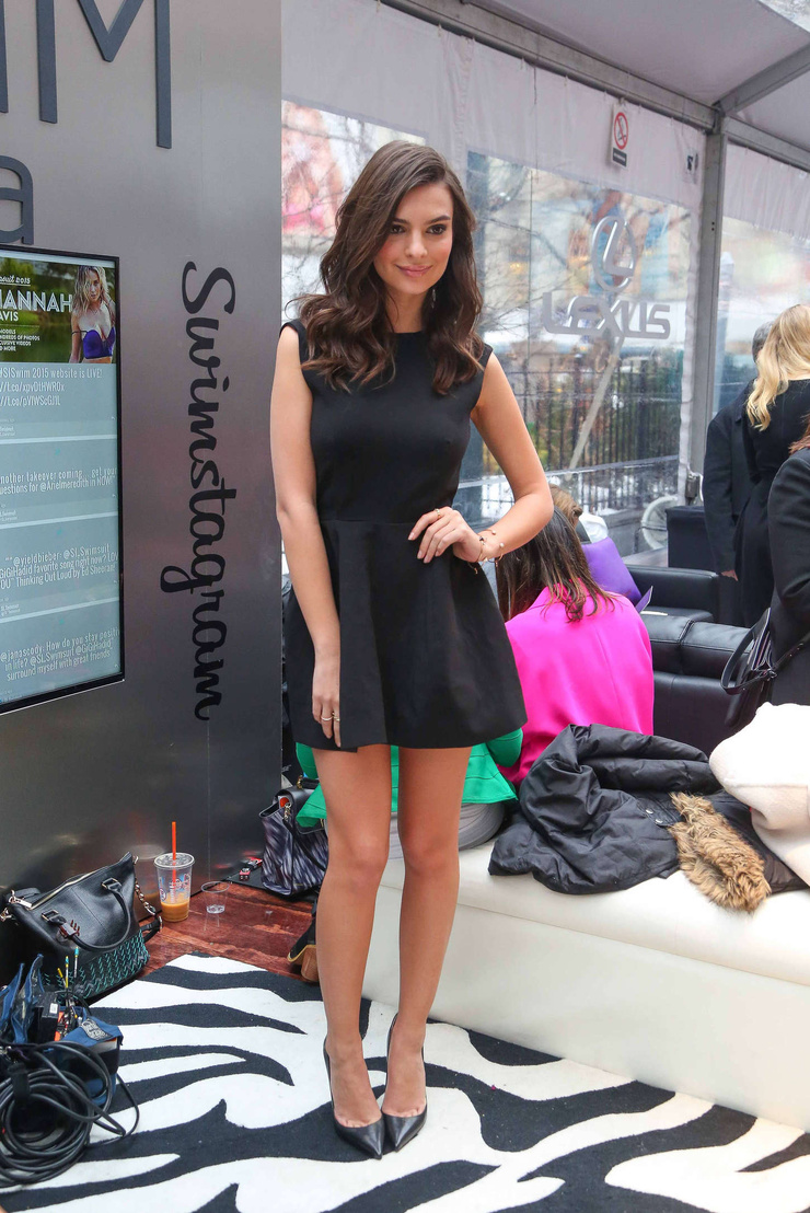Emily Ratajkowski Emily Ratajkowski