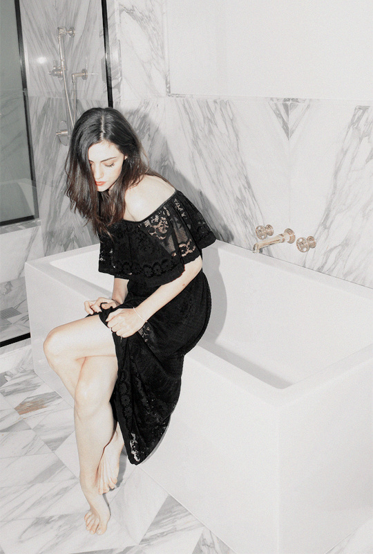 Phoebe Tonkin