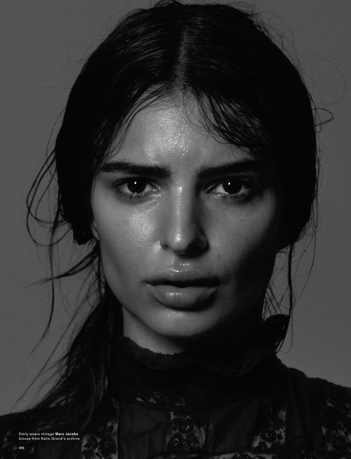 Emily Ratajkowski