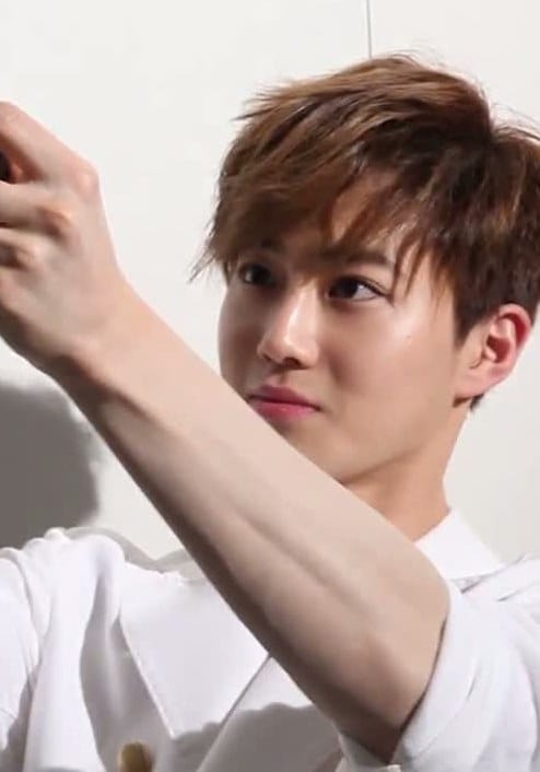 Suho (Exo K)