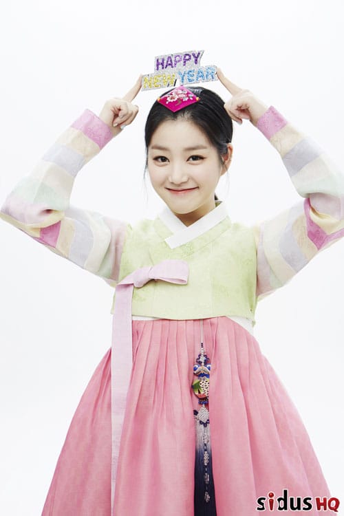 Yoo-Bi Lee