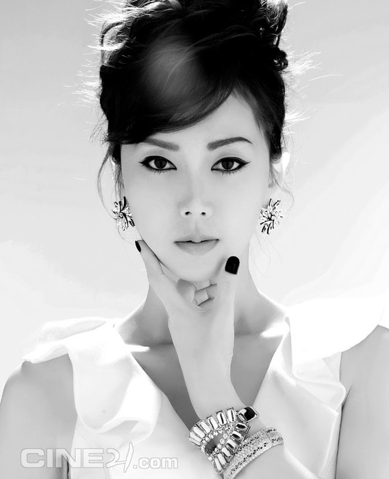 Jung-ah Yum Jung-ah Yum