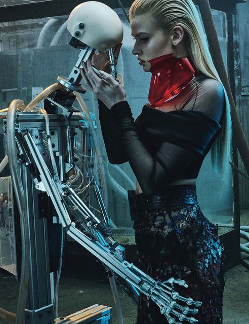 Lara Stone
