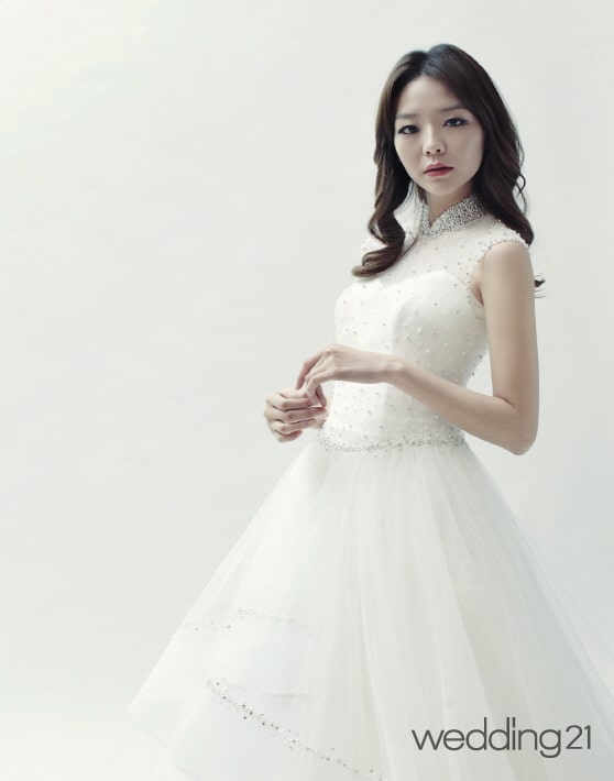 Esom Esom