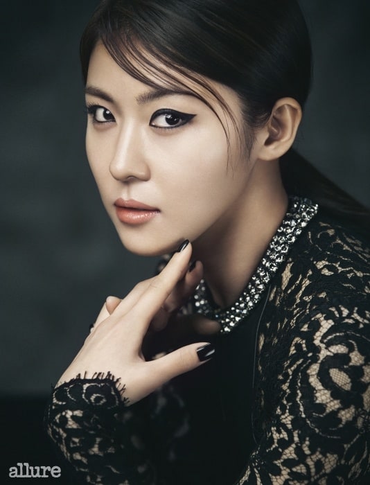 Picture Of Ji Won Ha