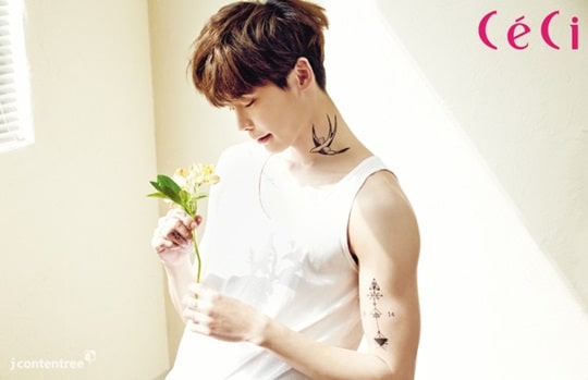 Jong Suk Lee