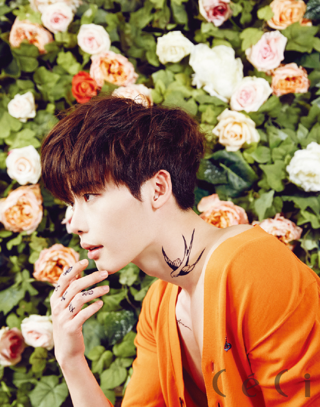 Jong Suk Lee
