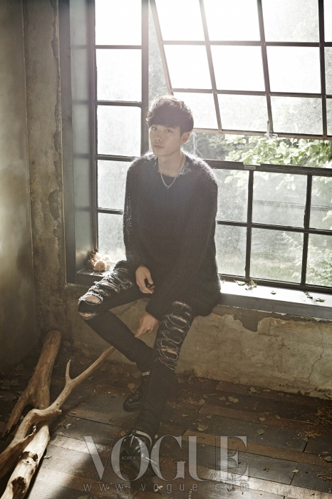 Jong Suk Lee