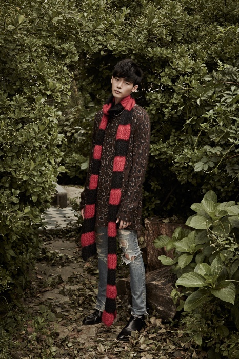 Jong Suk Lee