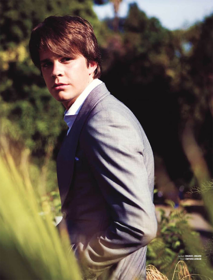 Johnny Simmons