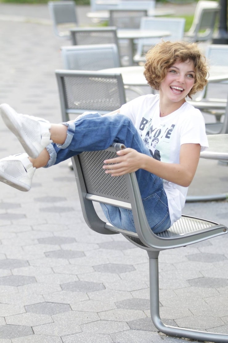 Camren Bicondova