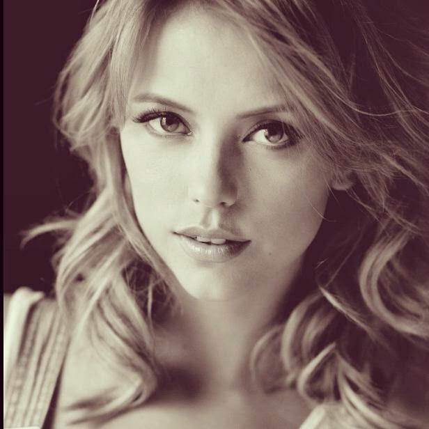 Riley Voelkel Riley Voelkel