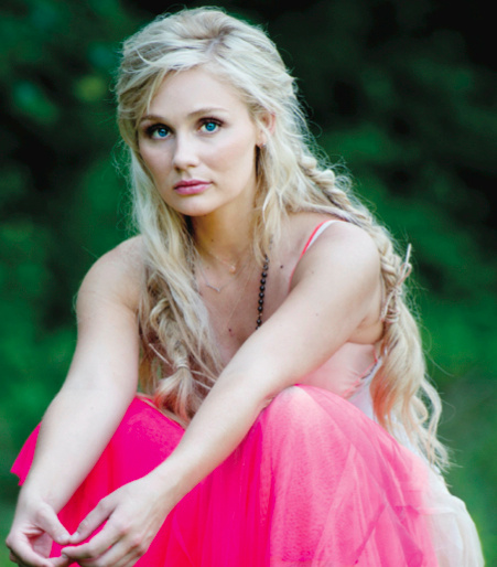 Clare Bowen Clare Bowen