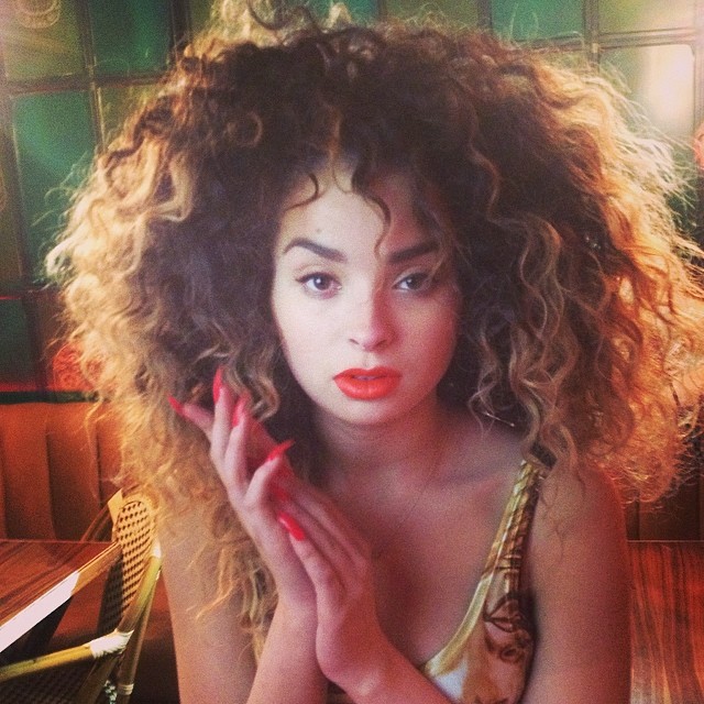 Ella Eyre