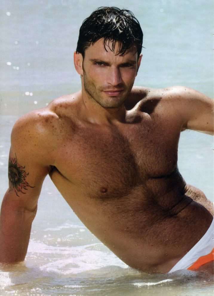 Julián Gil