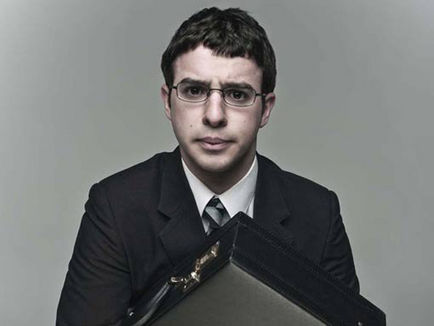 Simon Bird