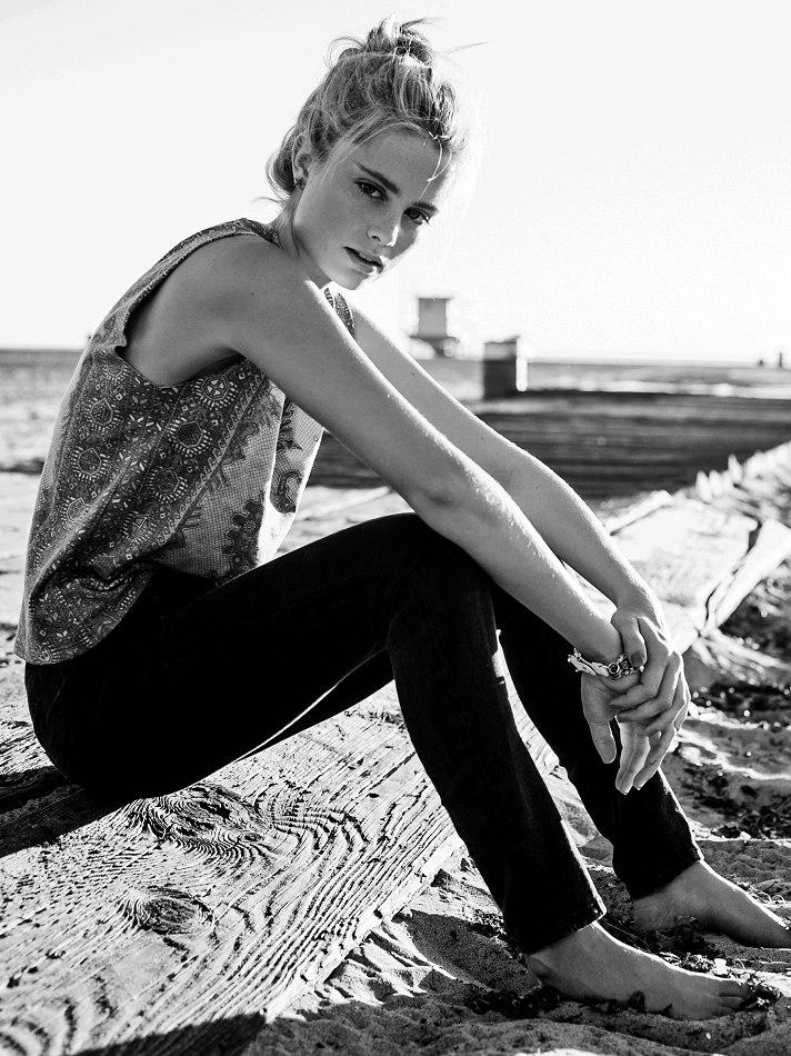 Alisson Holton