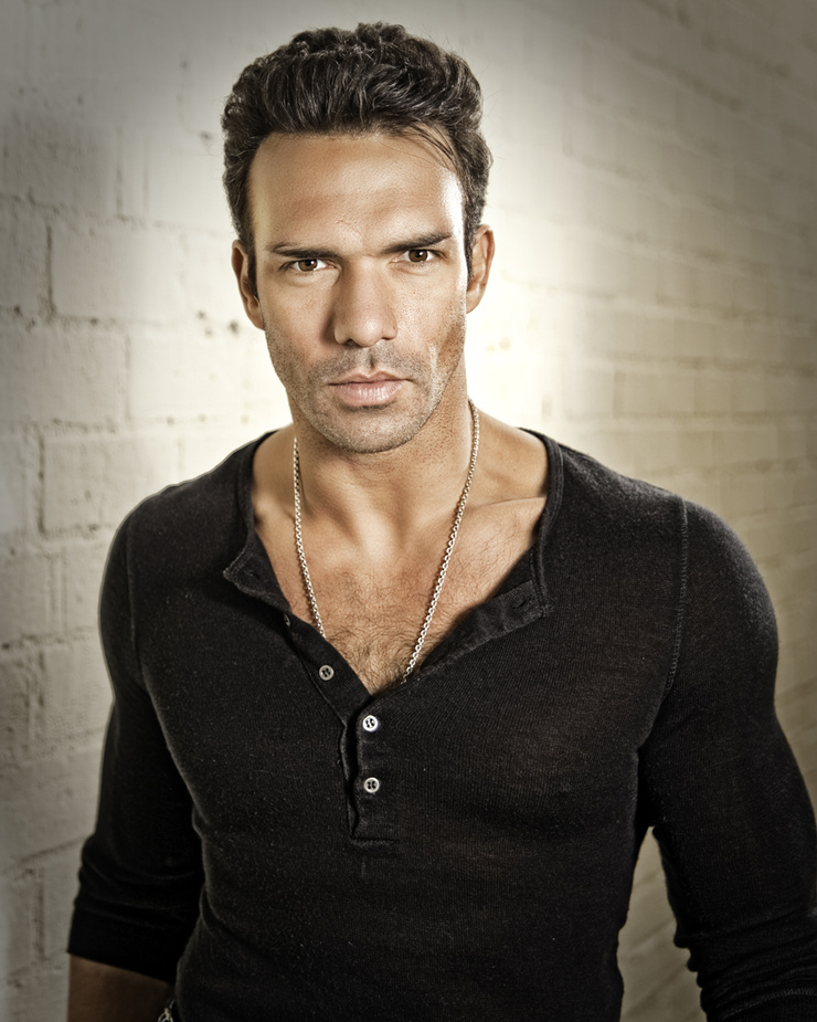 Darren Shahlavi