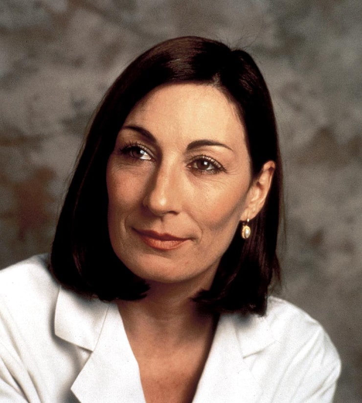 Anjelica Huston