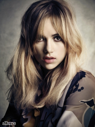 Suki Waterhouse