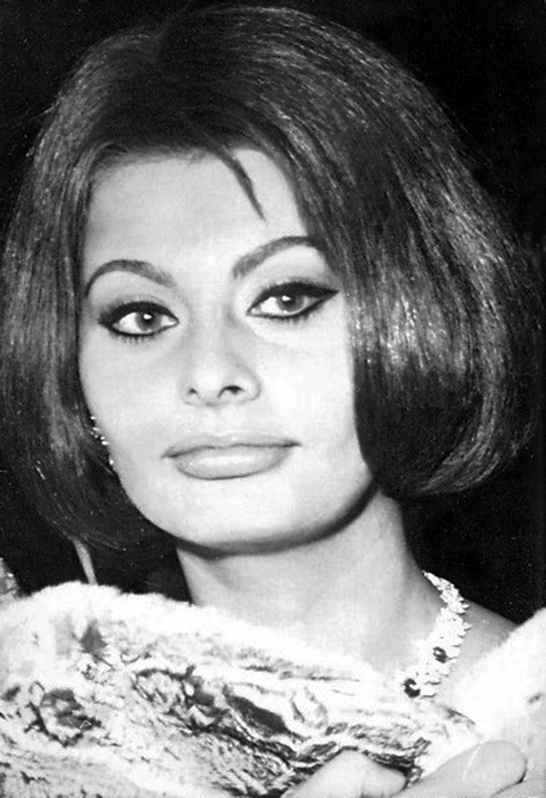 SOPHIA LOREN