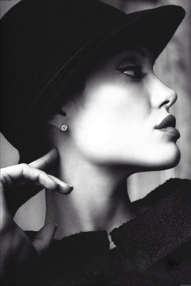 Angelina Jolie Angelina Jolie