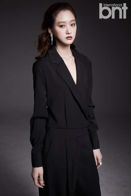 Han Yoo-Yi