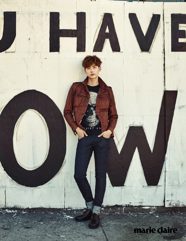 Jong Suk Lee