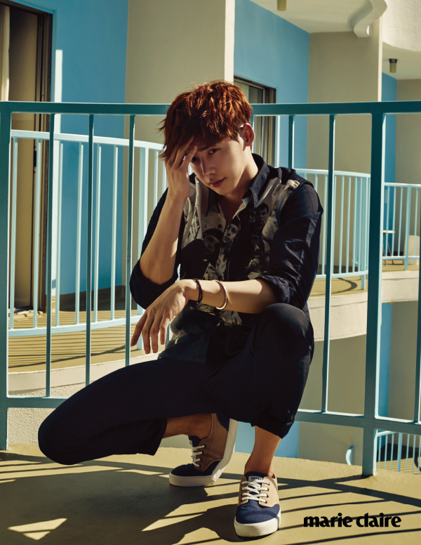 Jong Suk Lee