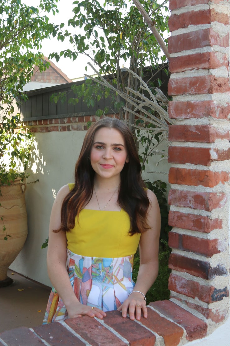 Mae Whitman