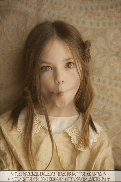 Mackenzie Foy Mackenzie Foy