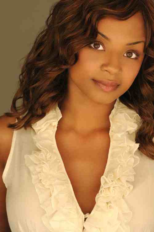 Tyra Colar