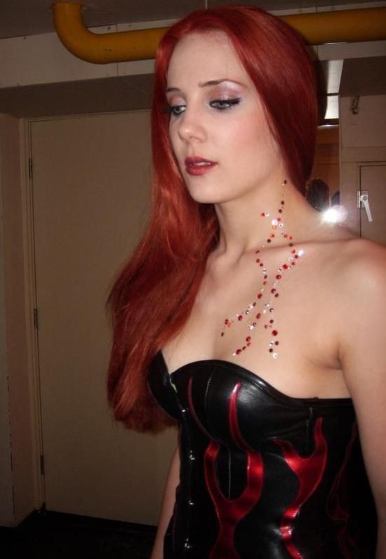 Simone Simons Simone Simons