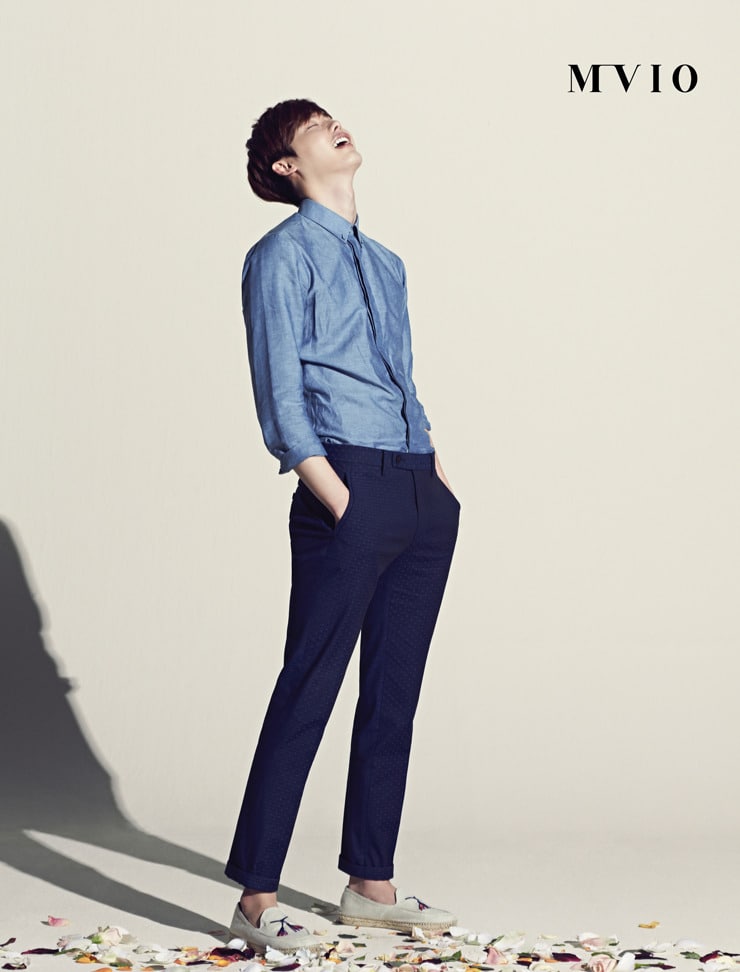 Jong Suk Lee