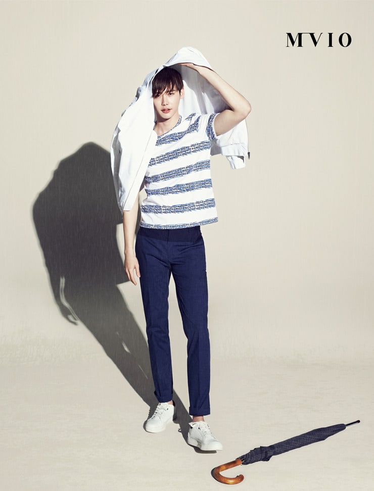 Jong Suk Lee