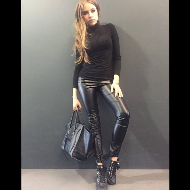 Xenia Tchoumitcheva Xenia Tchoumitcheva