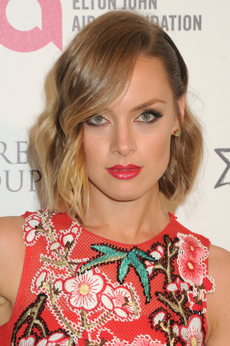 Rachel Skarsten Rachel Skarsten