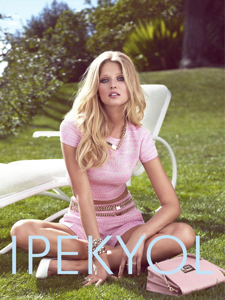 Toni Garrn Toni Garrn