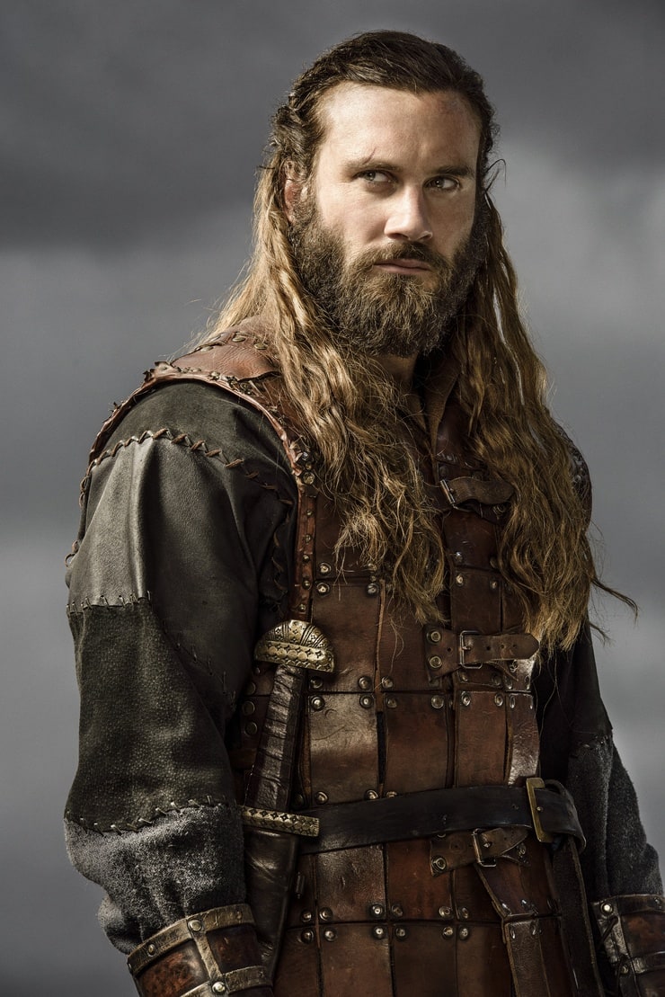 Clive Standen