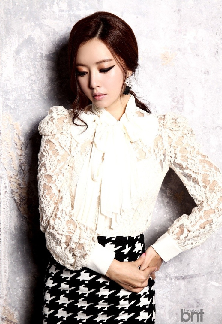 Su-a Hong Su-a Hong