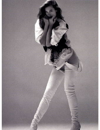 Jessica Miller picture