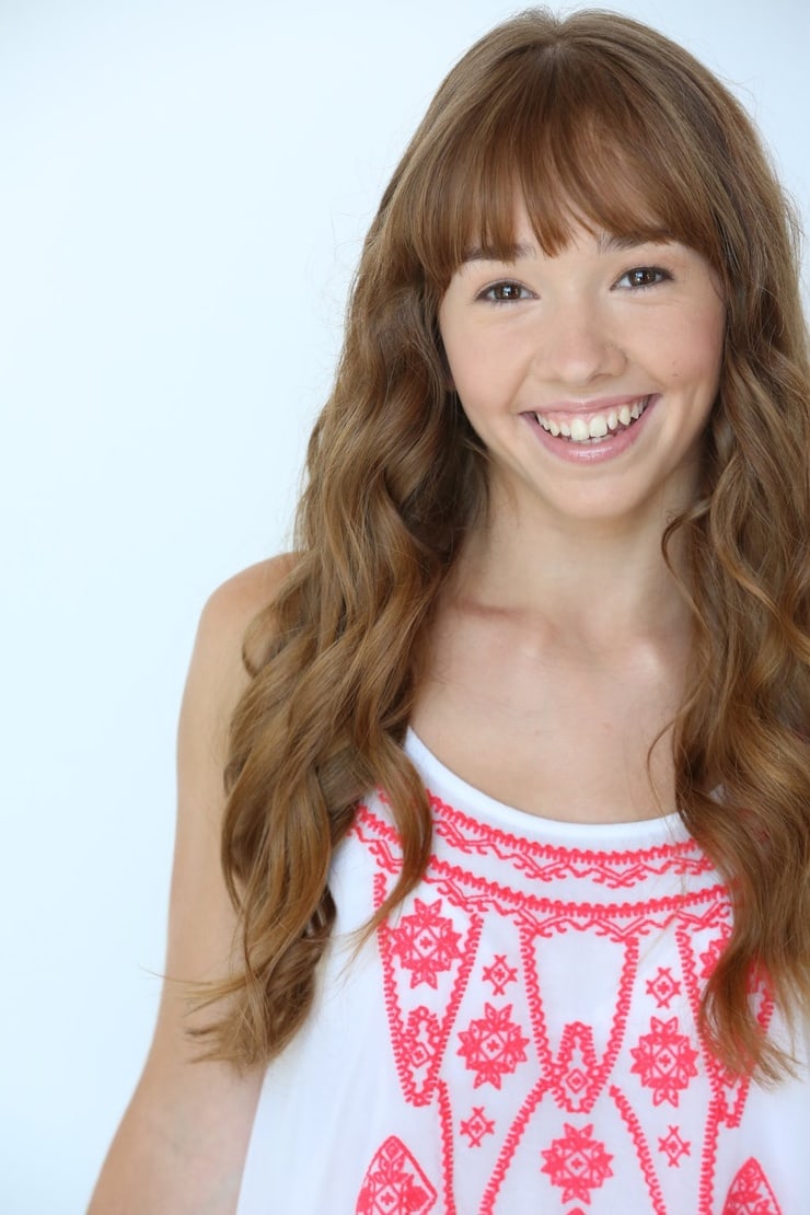 Holly Taylor