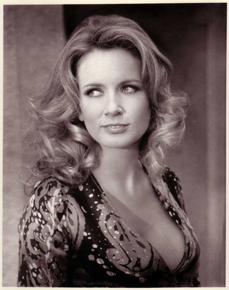 Geneviève Gilles Geneviève Gilles