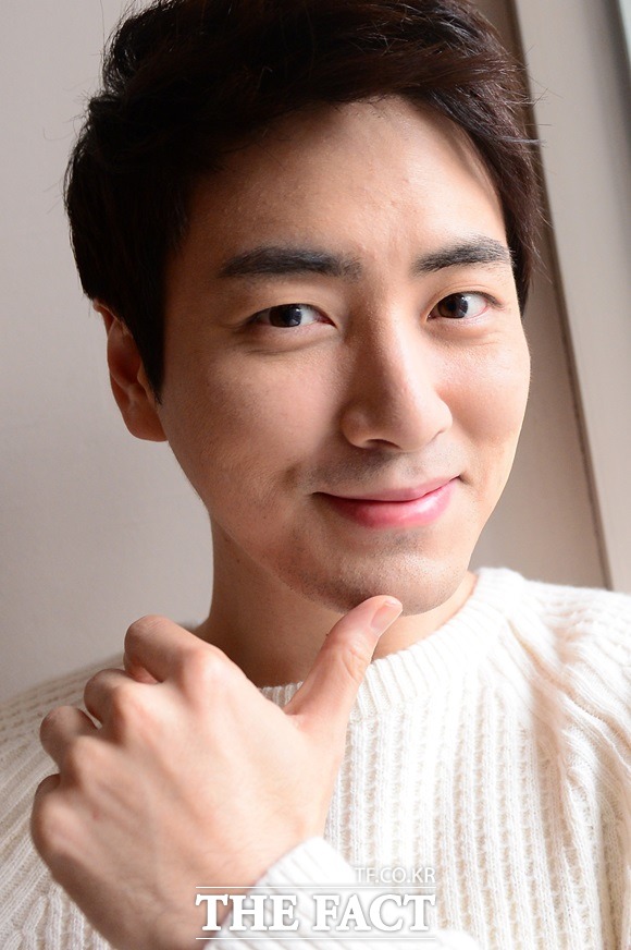 Jun-hyuk Lee