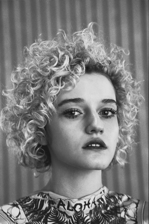 Julia Garner